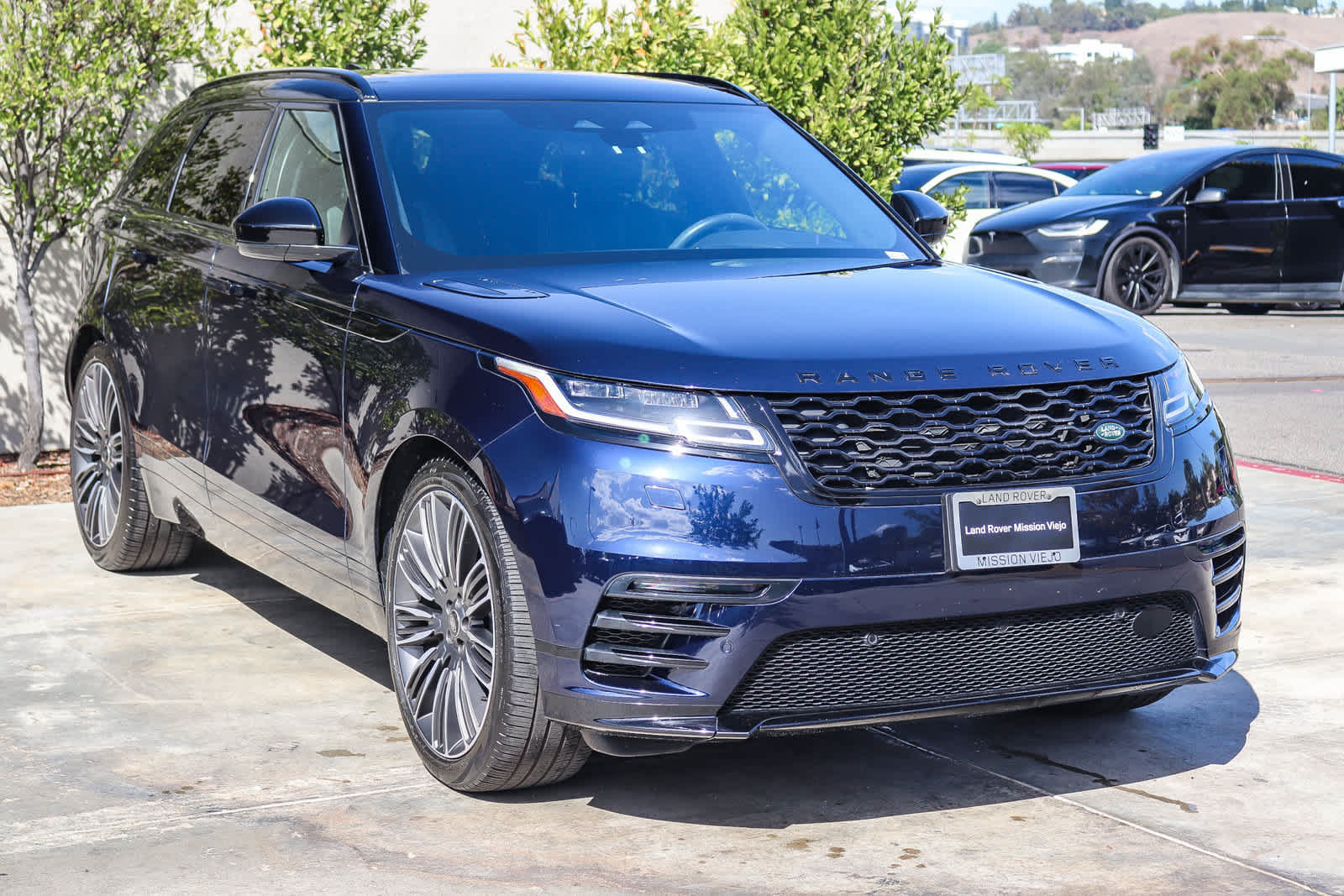 Certified 2023 Land Rover Range Rover Velar HST AWD/4WD image 3