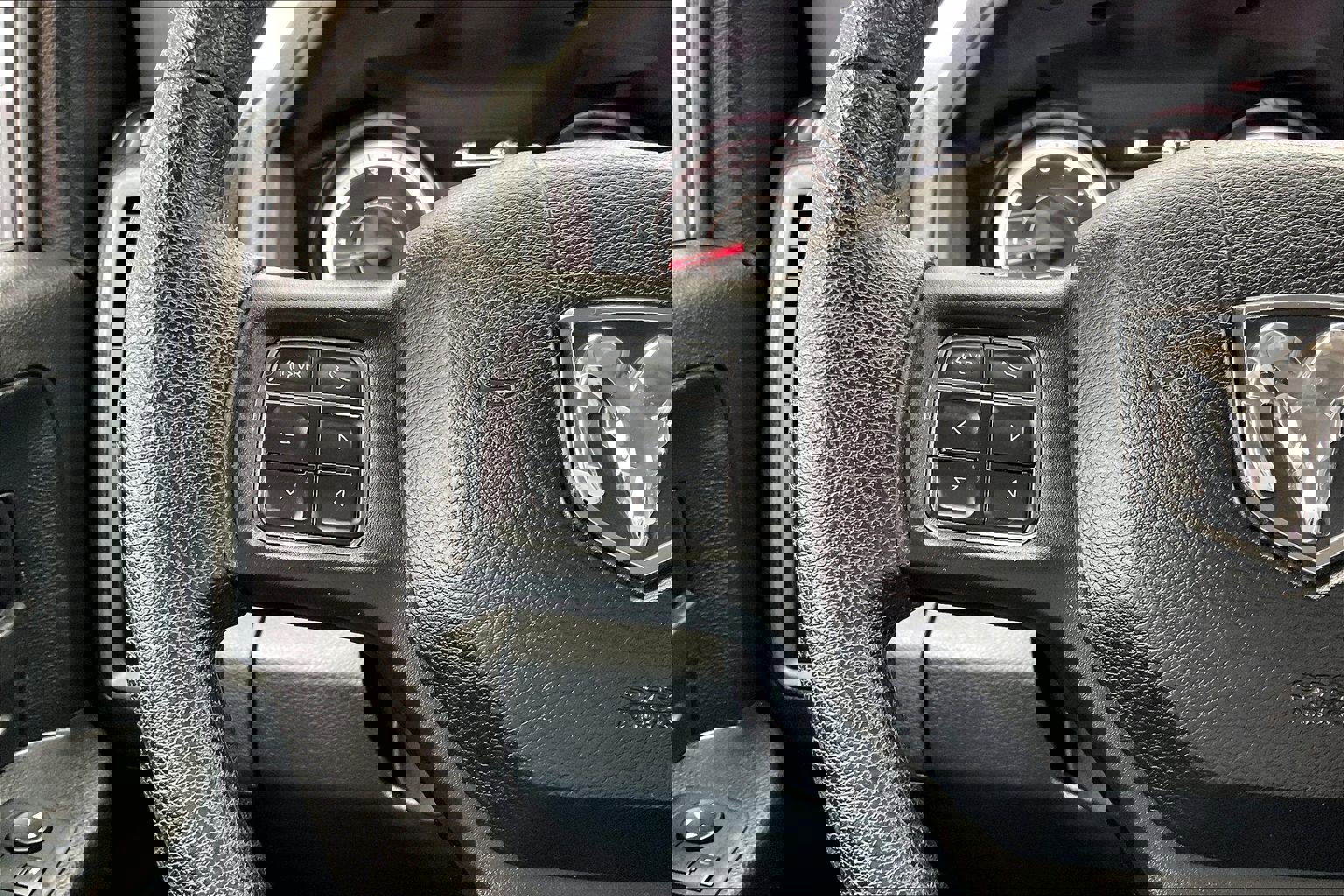 Used 2017 RAM 1500 Express w/ Express Value Package image 20