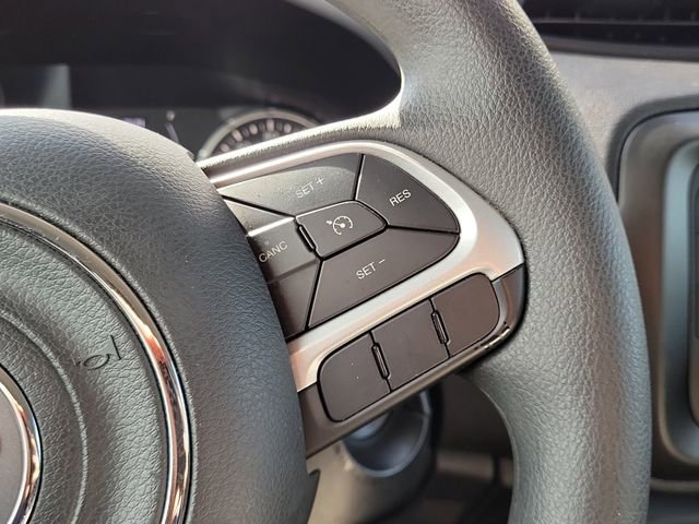 Used 2019 Jeep Renegade Sport image 17