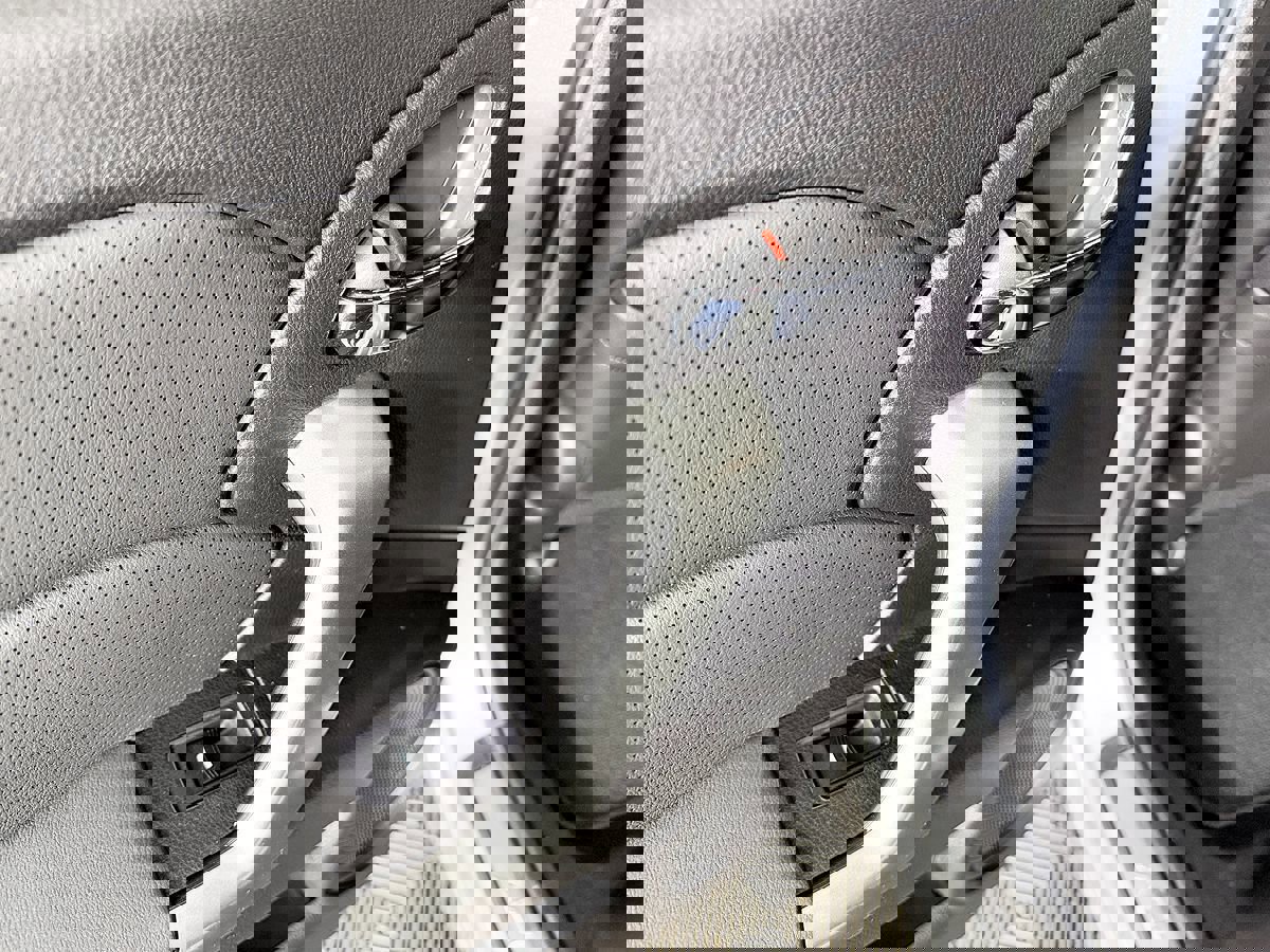 Used 2012 Acura RDX SH-AWD w/ Technology Package image 28