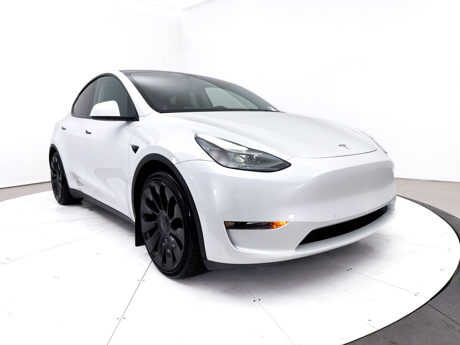 Used 2022 Tesla Model Y Performance AWD/4WD image 12