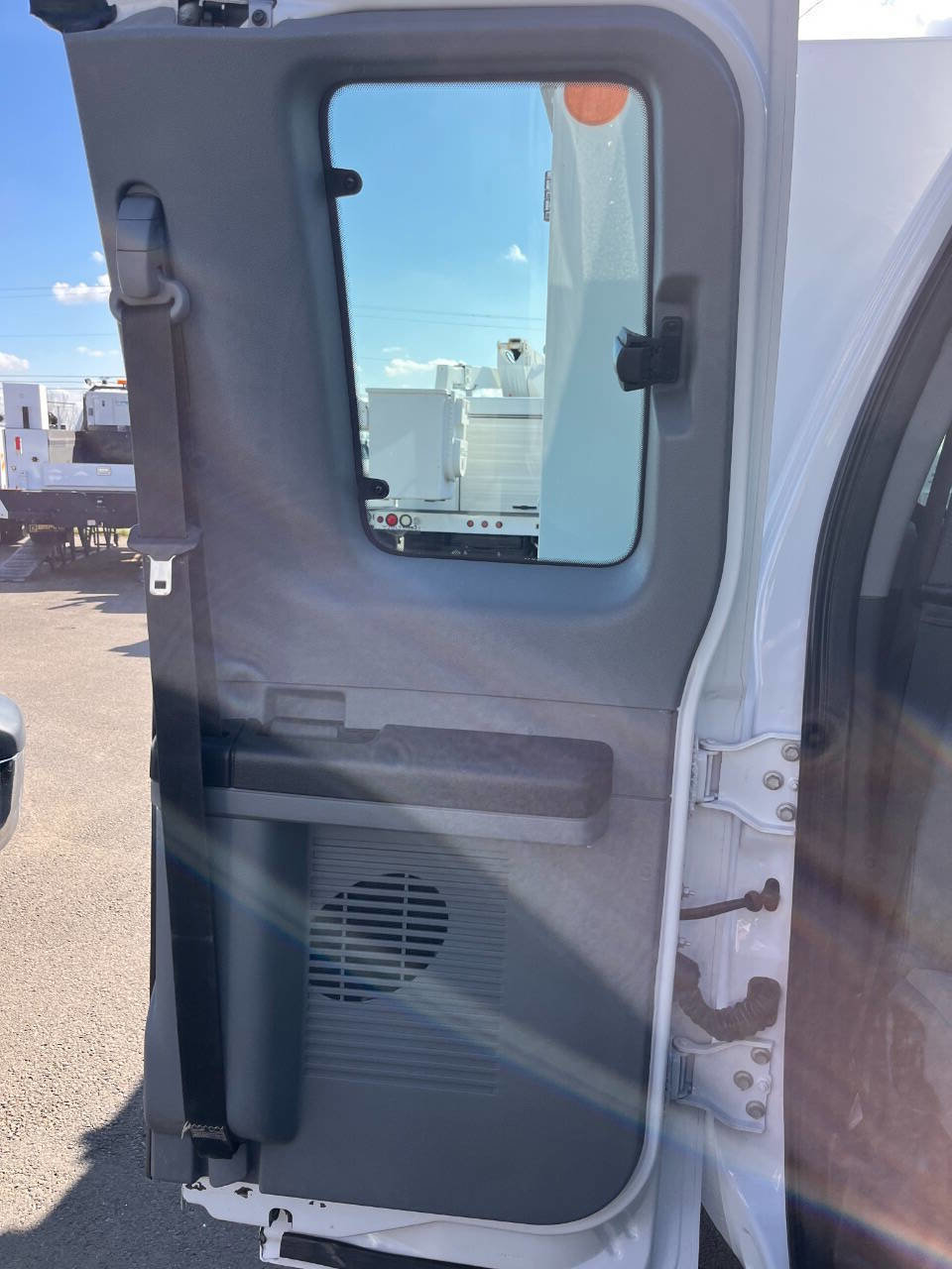 Used 2015 Ford F550 4x4 SuperCab Super Duty w/ Power Equipment Group image 22