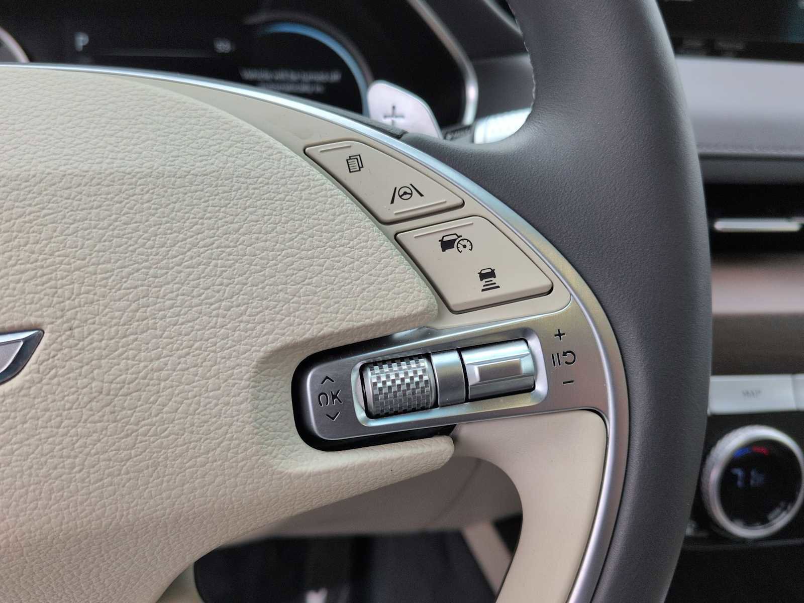 Used 2022 Genesis G80 2.5T w/ Advanced Package image 27