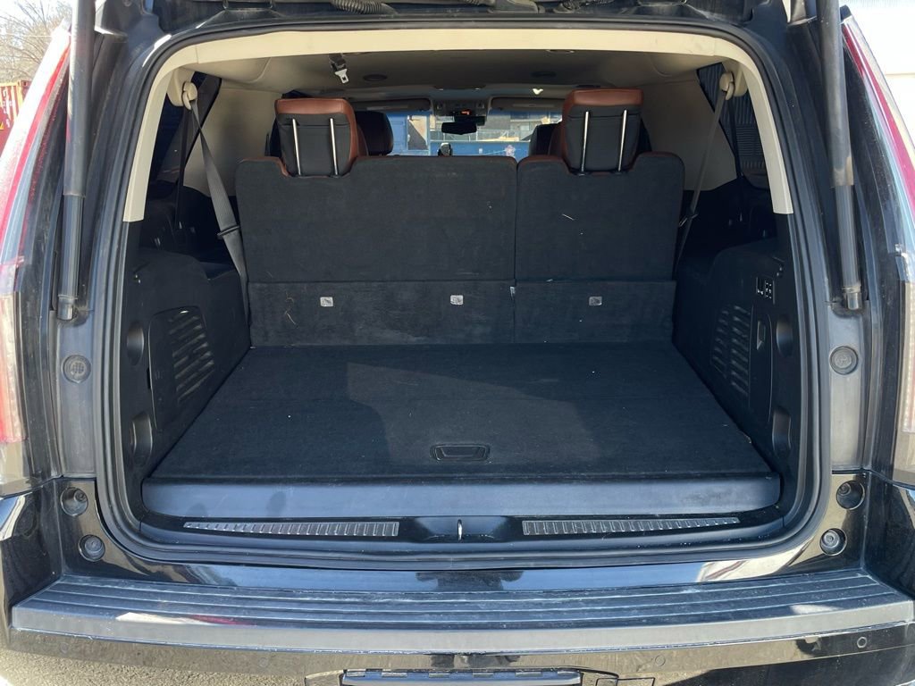 Used 2020 Cadillac Escalade ESV Luxury image 7