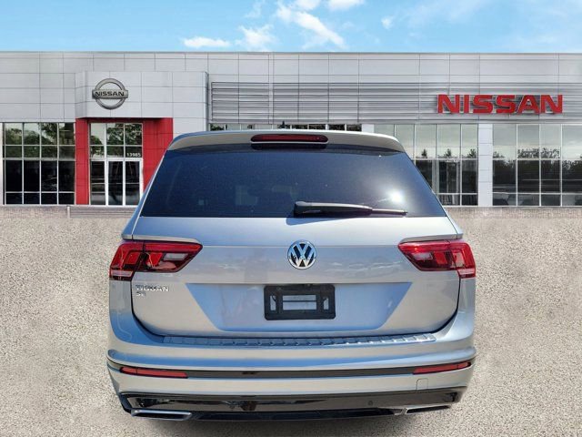 Used 2021 Volkswagen Tiguan SE R-Line FWD image 7