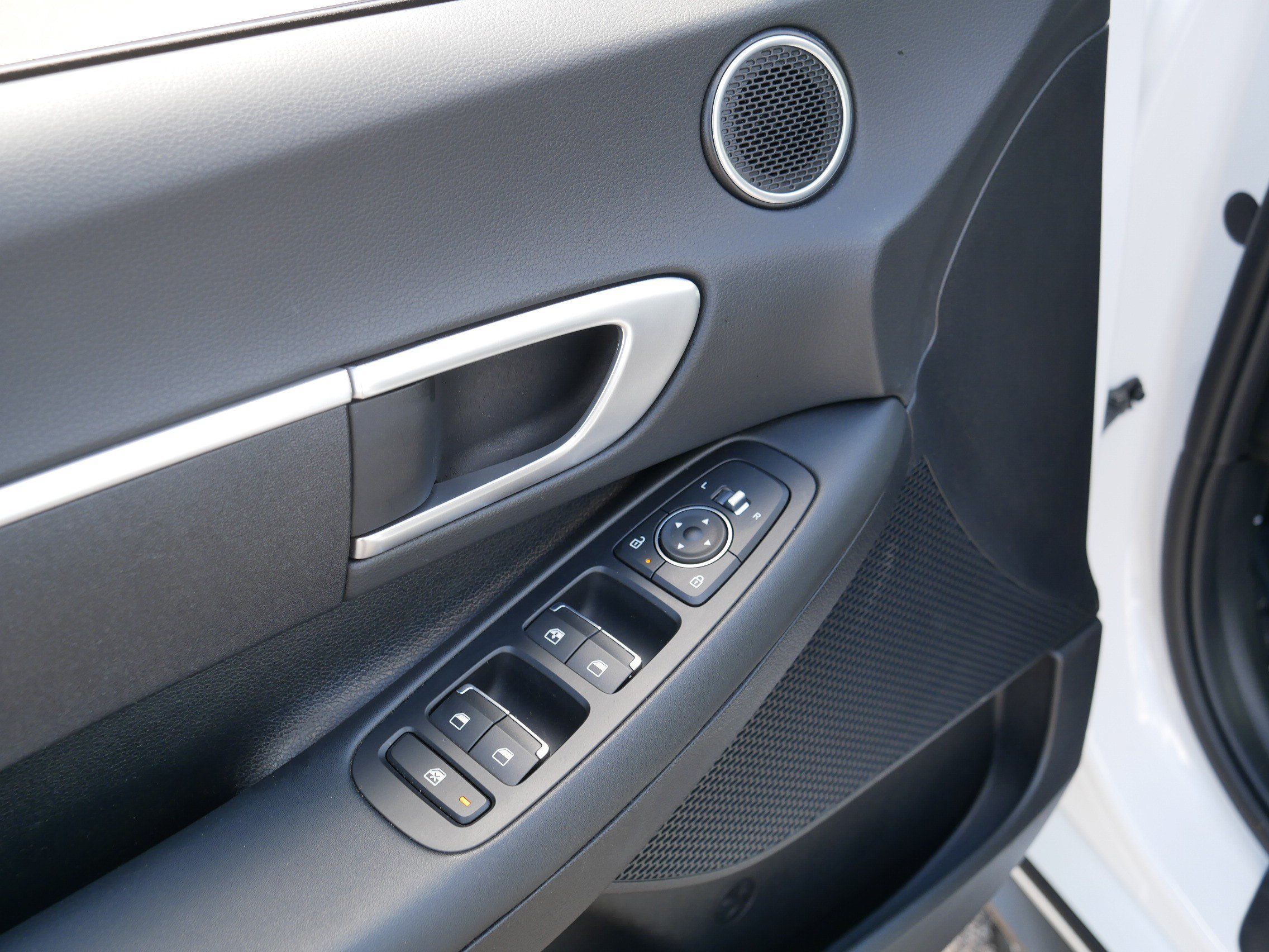 Certified 2025 Hyundai Sonata SE FWD image 15