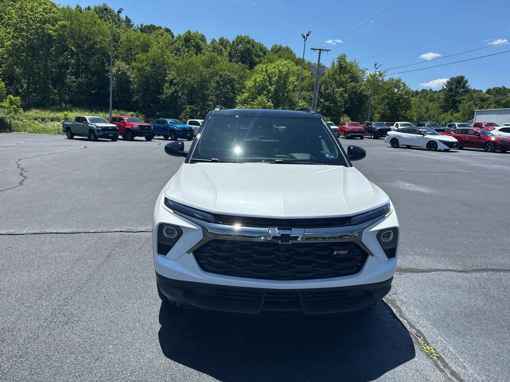 New 2026 Chevrolet TrailBlazer RS w/ Convenience Package AWD/4WD image 3
