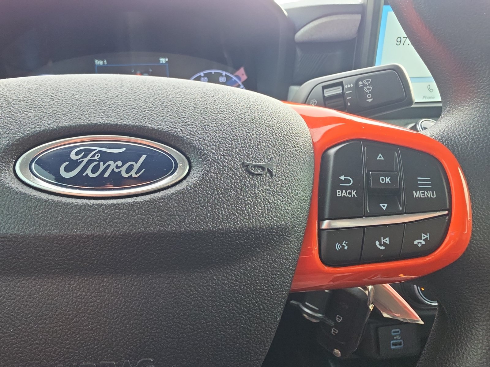Used 2023 Ford Maverick XLT FWD image 13