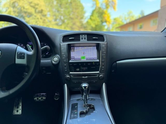 Used 2013 Lexus IS 250C w/ F-Sport Pkg w/Summer Tires RWD image 34