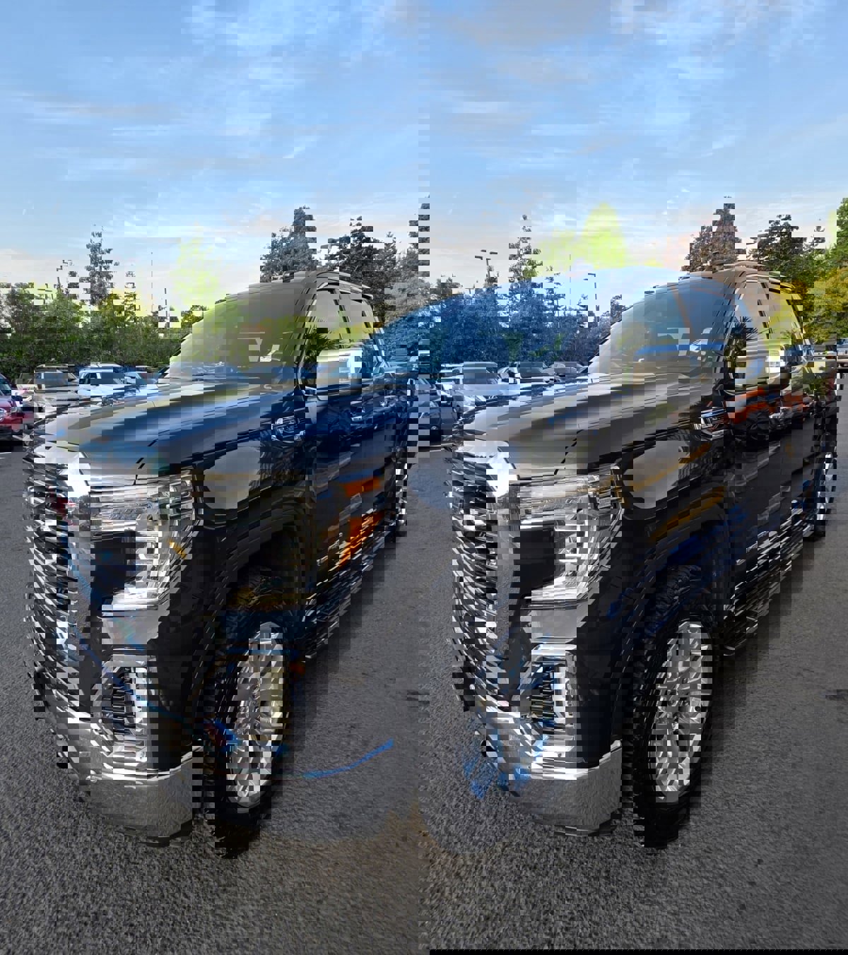 Used 2020 GMC Sierra 1500 SLT w/ SLT Premium Plus Package image 3