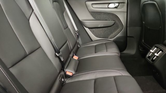 Certified 2026 Volvo XC40 B5 Ultra w/ Climate Package AWD/4WD image 33