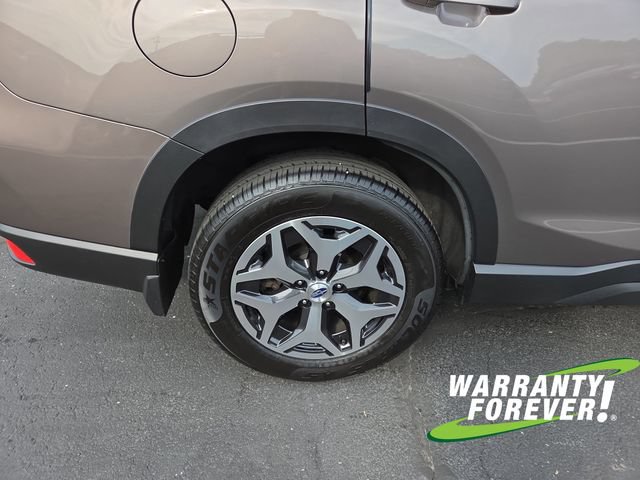 Used 2023 Subaru Forester Premium AWD/4WD image 21