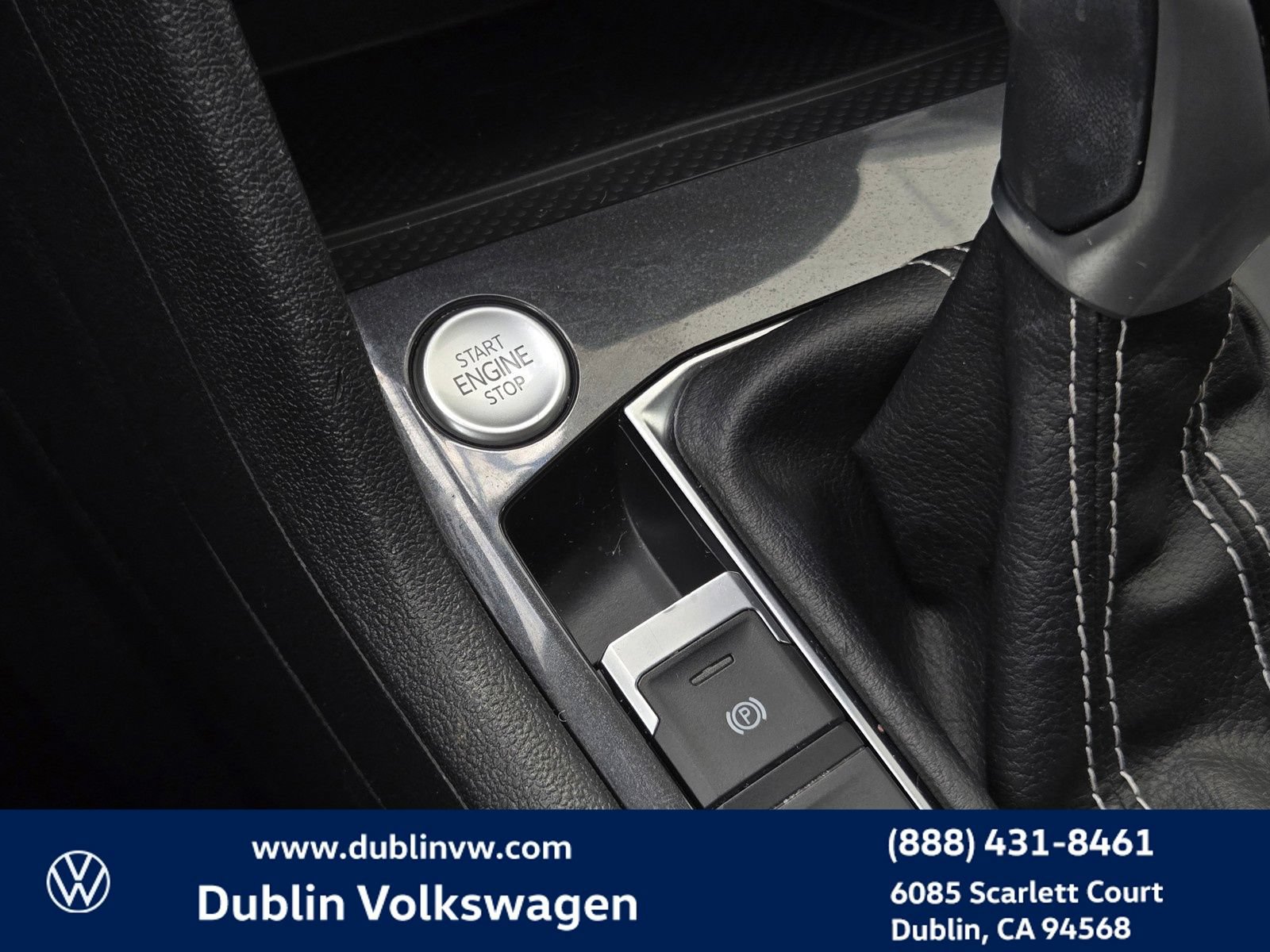 Certified 2023 Volkswagen Tiguan SE FWD image 19