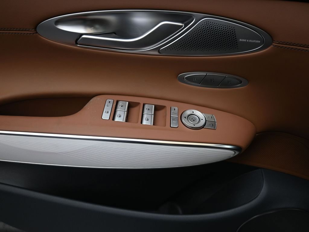 New 2026 Genesis GV70 2.5T Advanced image 22