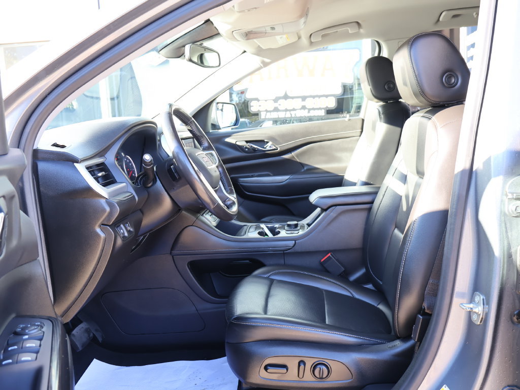 Used 2021 GMC Acadia SLT AWD/4WD image 12