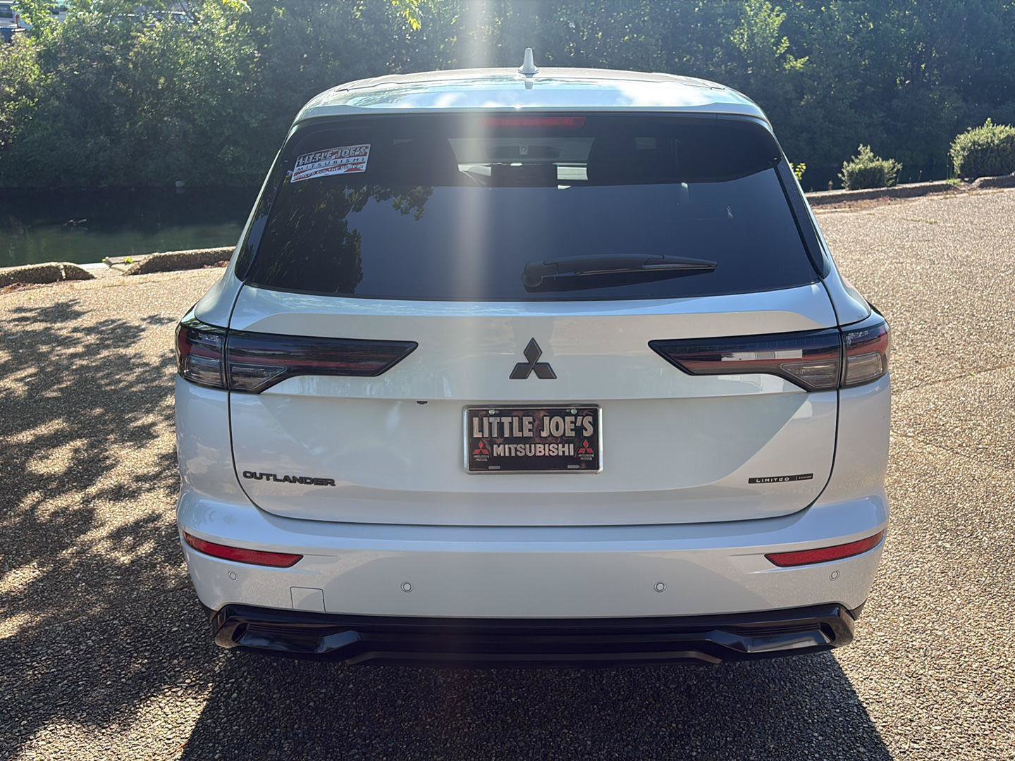 New 2026 Mitsubishi Outlander LE FWD image 7