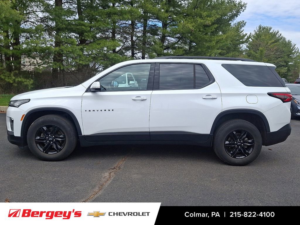 Certified 2023 Chevrolet Traverse LT w/ Midnight/Sport Edition image 9