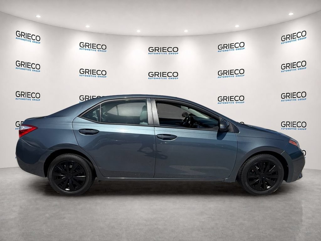 Used 2015 Toyota Corolla LE FWD image 8