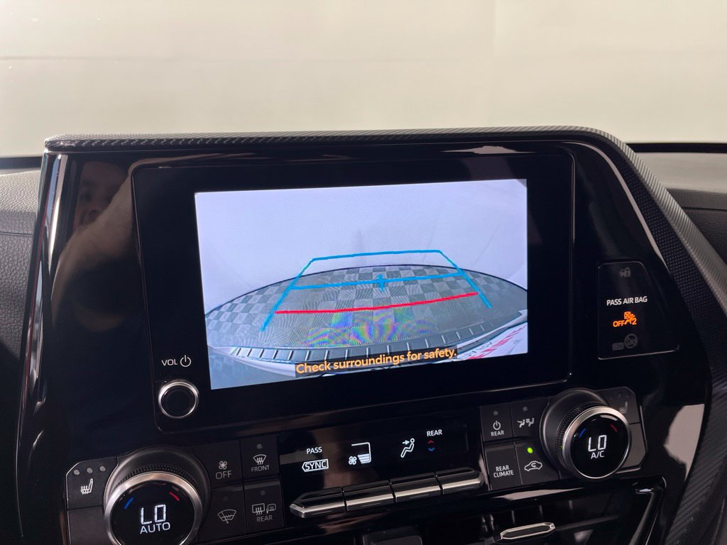 Used 2023 Toyota Highlander XSE FWD image 31