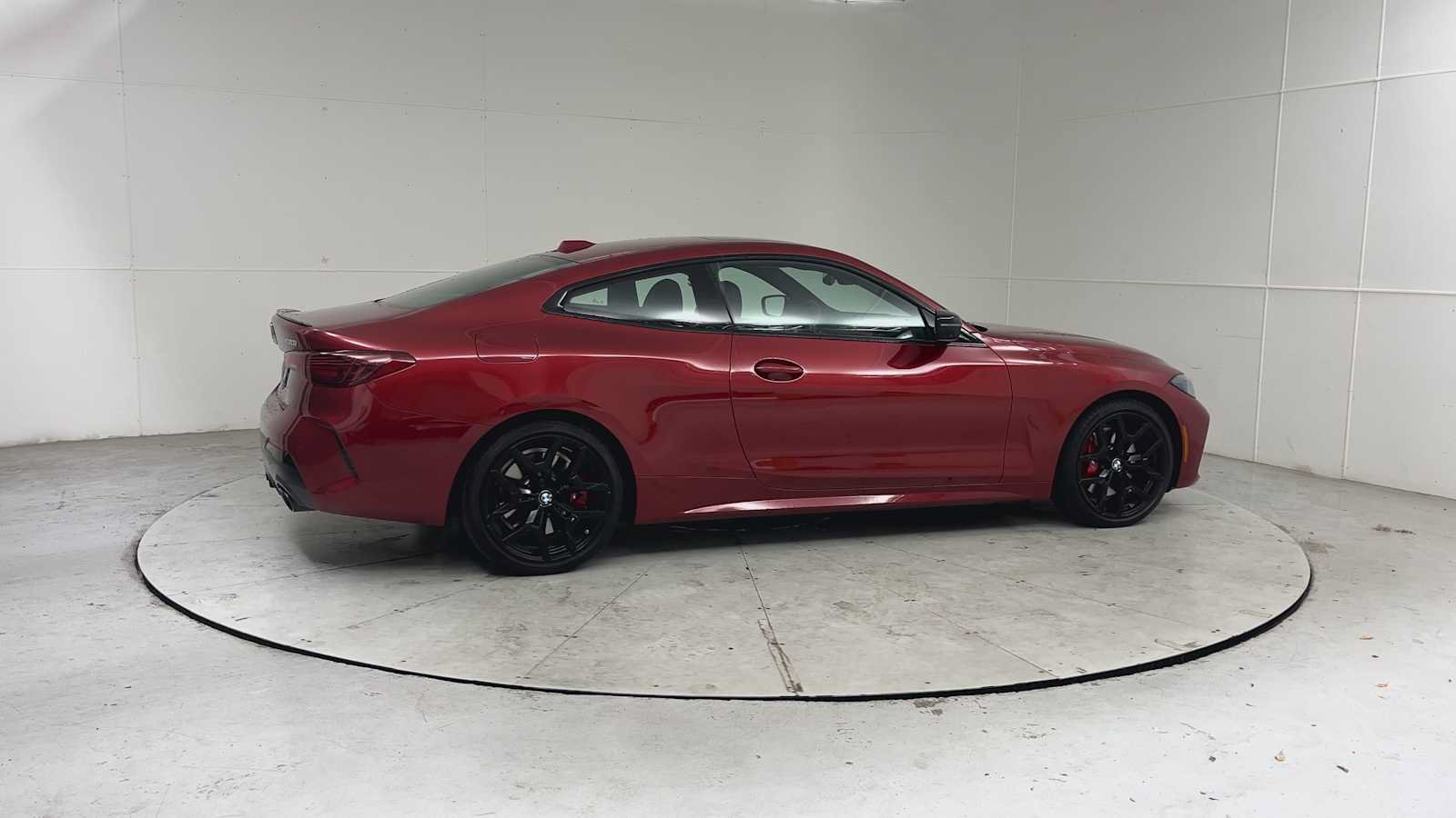 Used 2025 BMW 430i xDrive Coupe w/ M Sport Package AWD/4WD image 9
