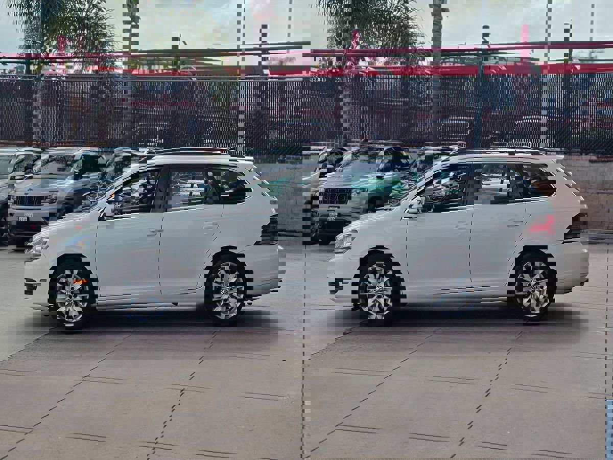 Used 2012 Volkswagen Jetta TDI image 11