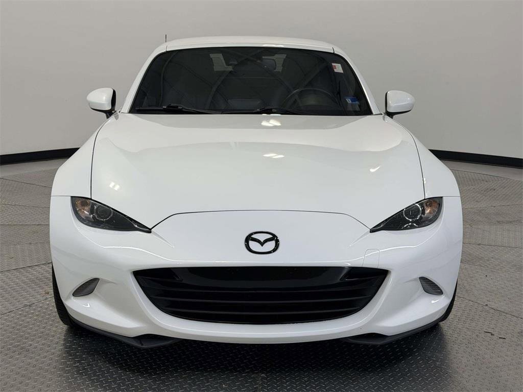 Used 2017 MAZDA MX-5 Miata RF Grand Touring video 2