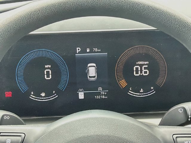 Used 2025 Hyundai Tucson SE FWD image 12