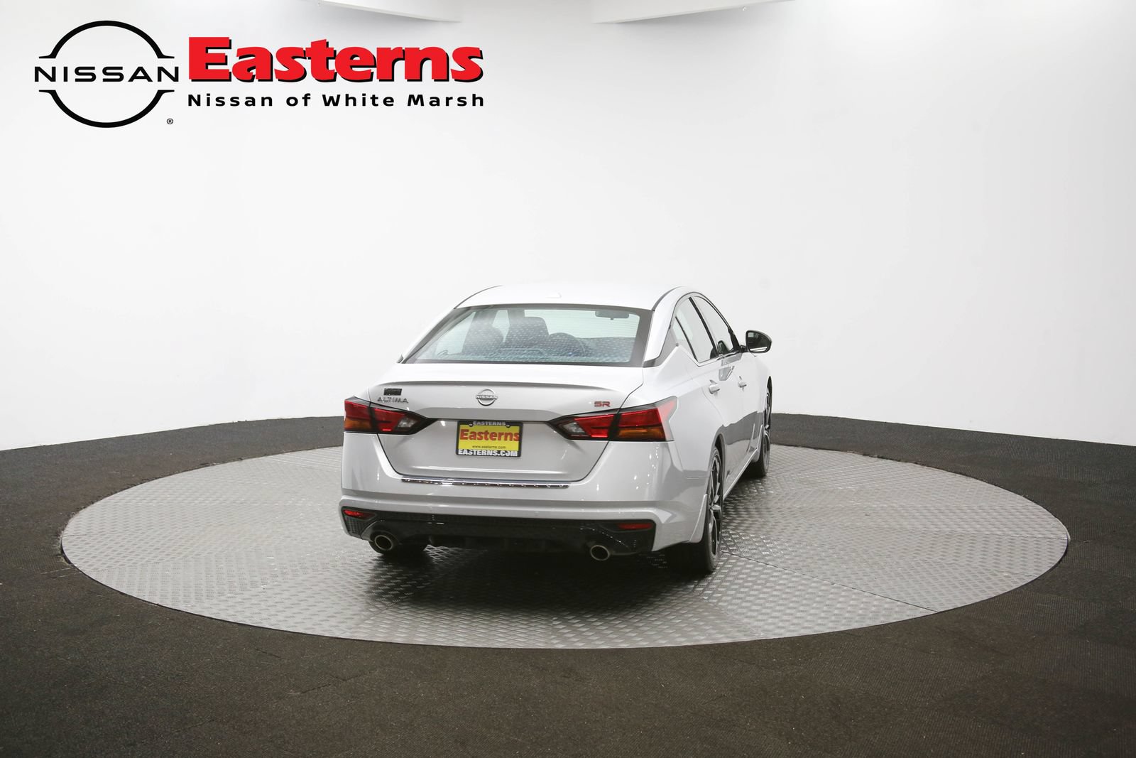 Used 2023 Nissan Altima 2.5 SR FWD image 34