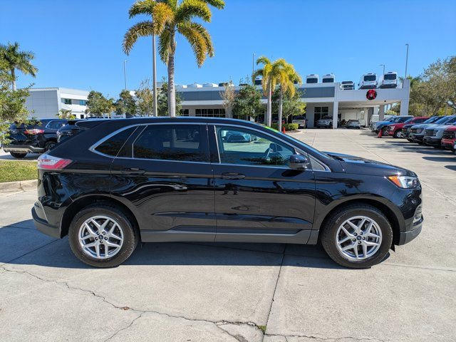 Certified 2022 Ford Edge SEL w/ Convenience Package image 3