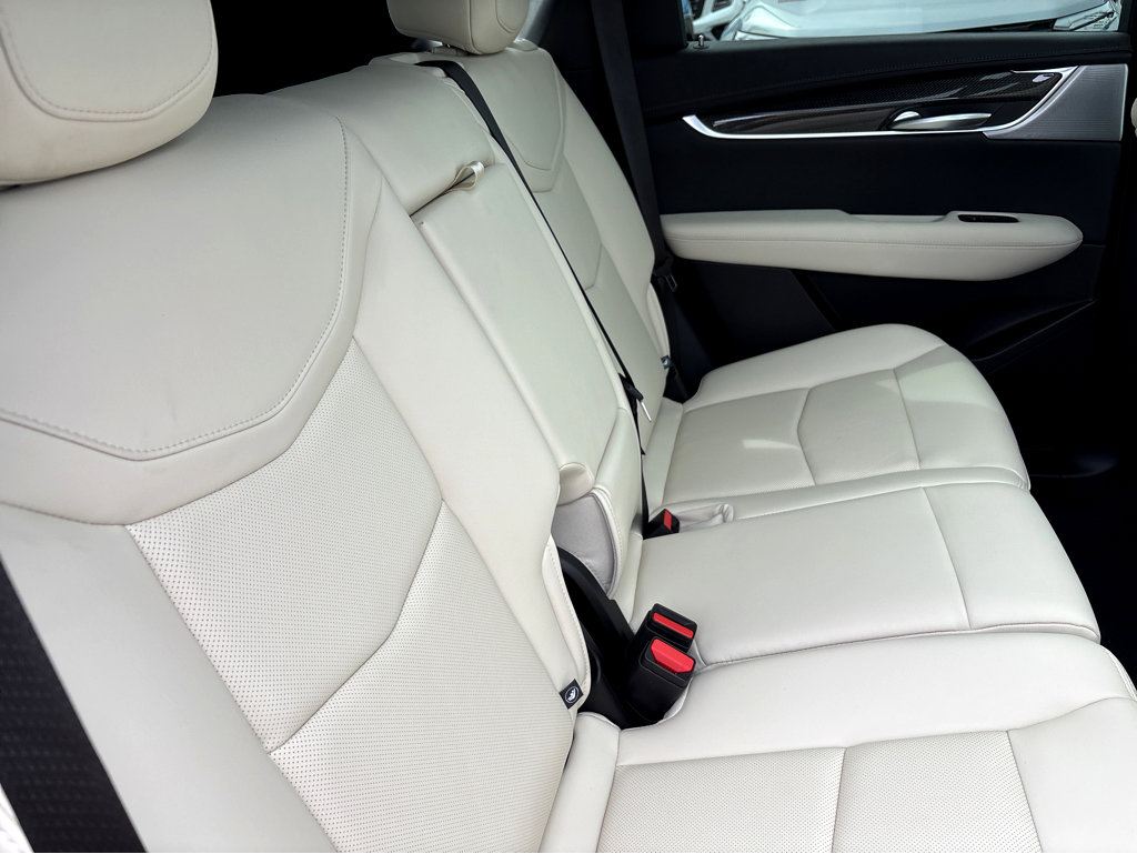 New 2026 Cadillac XT5 Sportv AWD/4WD image 12