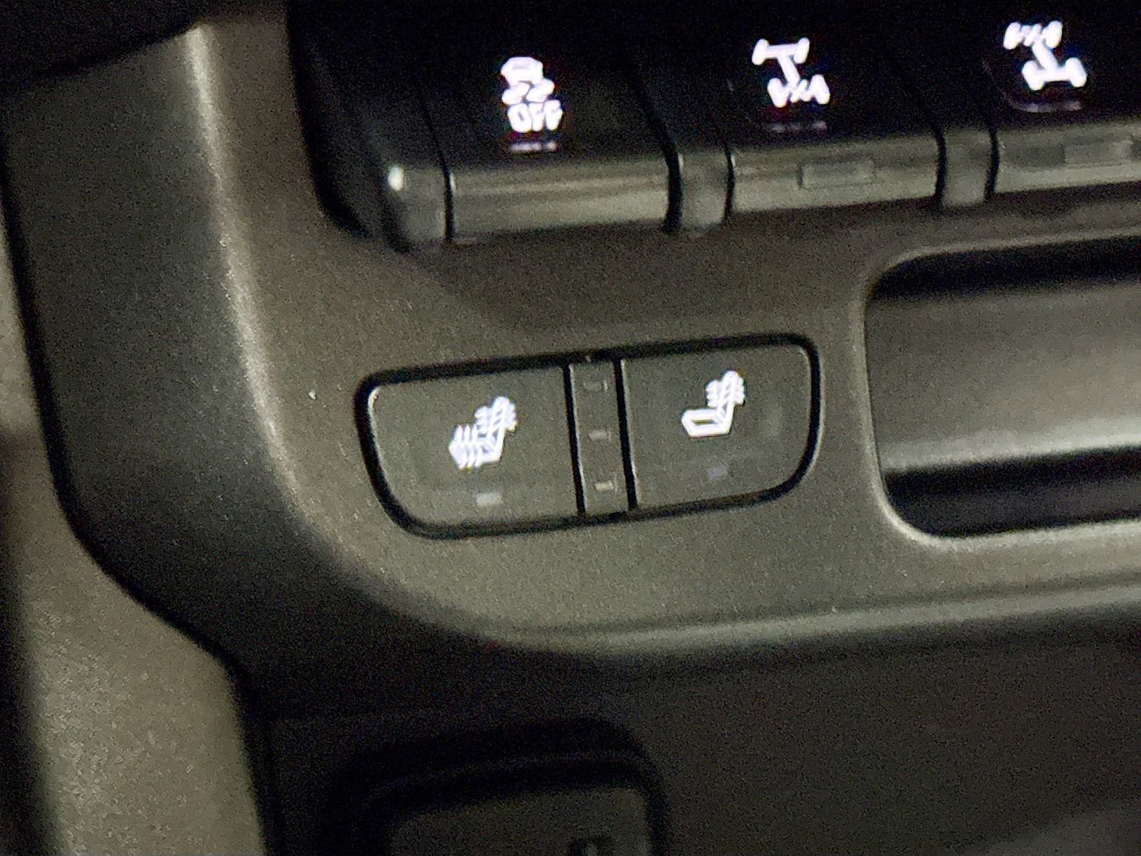 Used 2022 Chevrolet Colorado ZR2 AWD/4WD image 23