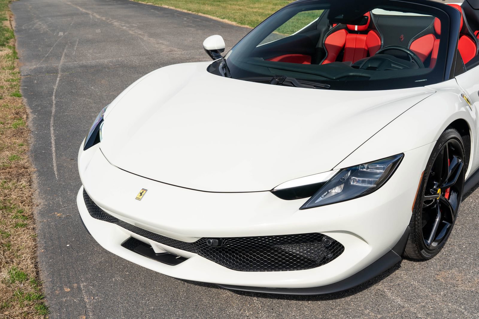 Certified 2025 Ferrari 296 GTS image 27