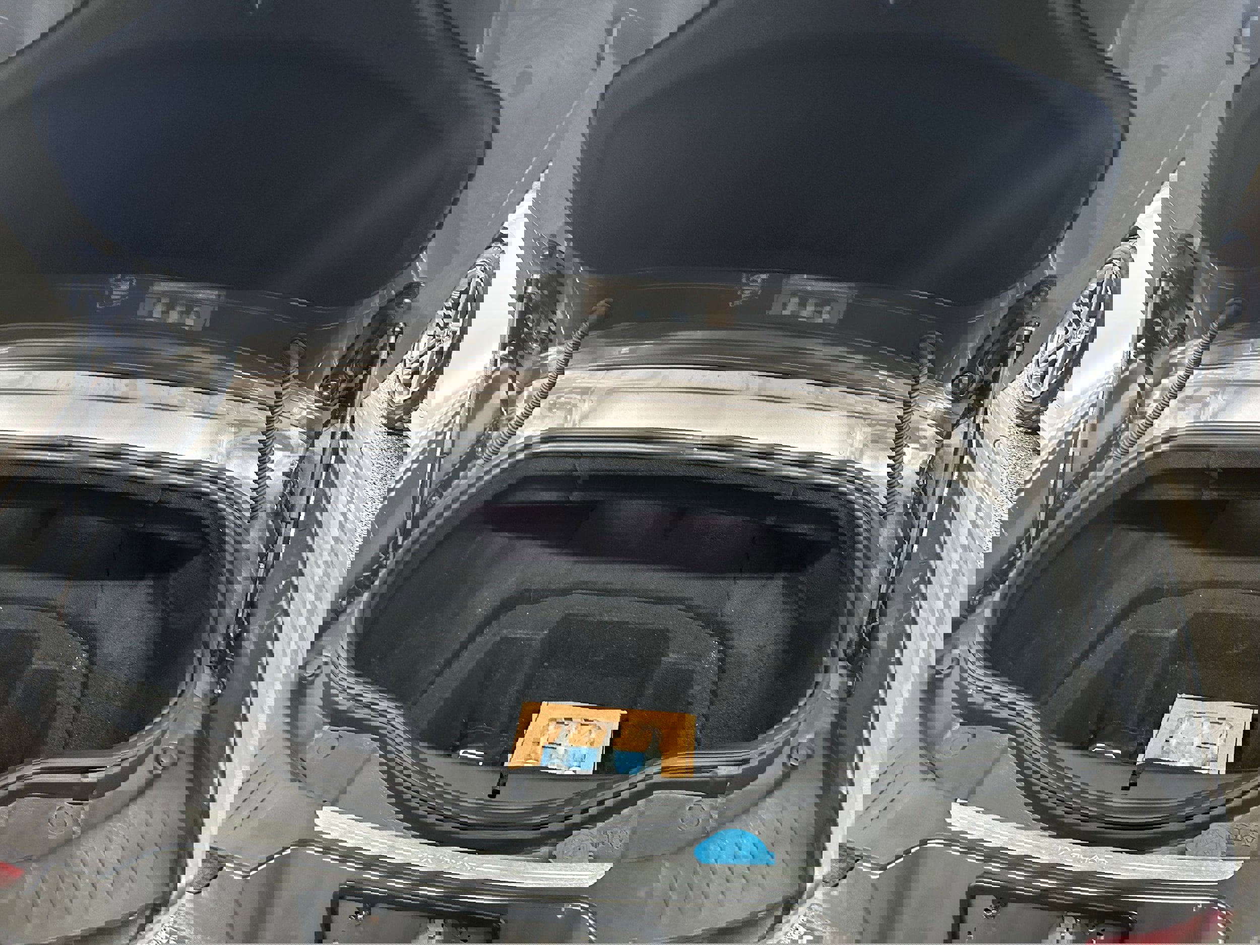 Used 2018 Jaguar F-TYPE R image 18