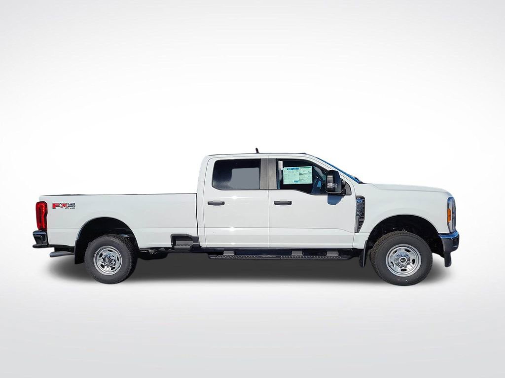 New 2026 Ford F250 XL w/ FX4 Off-Road Package image 6