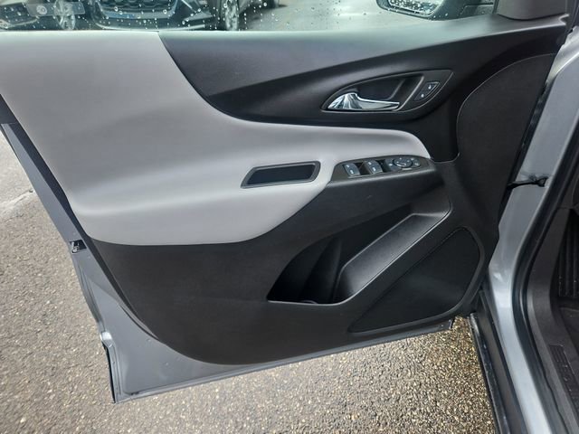 Used 2024 Chevrolet Equinox LS w/ LS Convenience Package FWD image 11