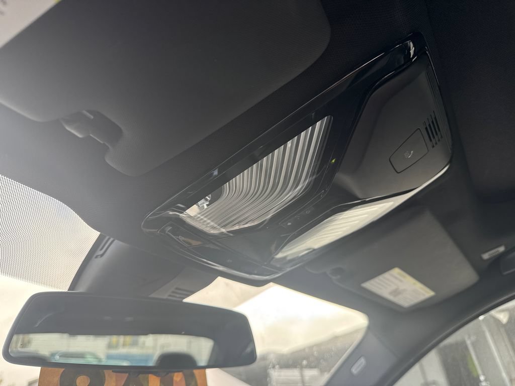 Certified 2023 BMW 330i Sedan w/ Premium Package RWD image 30
