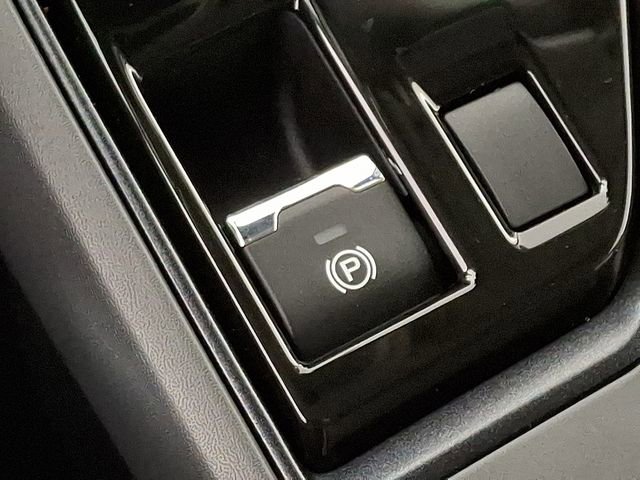 Used 2025 Subaru Crosstrek 2.5i Limited image 23