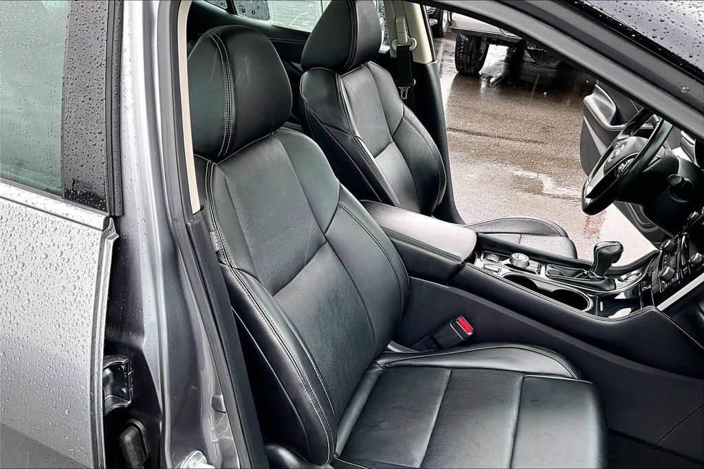 Used 2023 Nissan Maxima SL FWD image 30