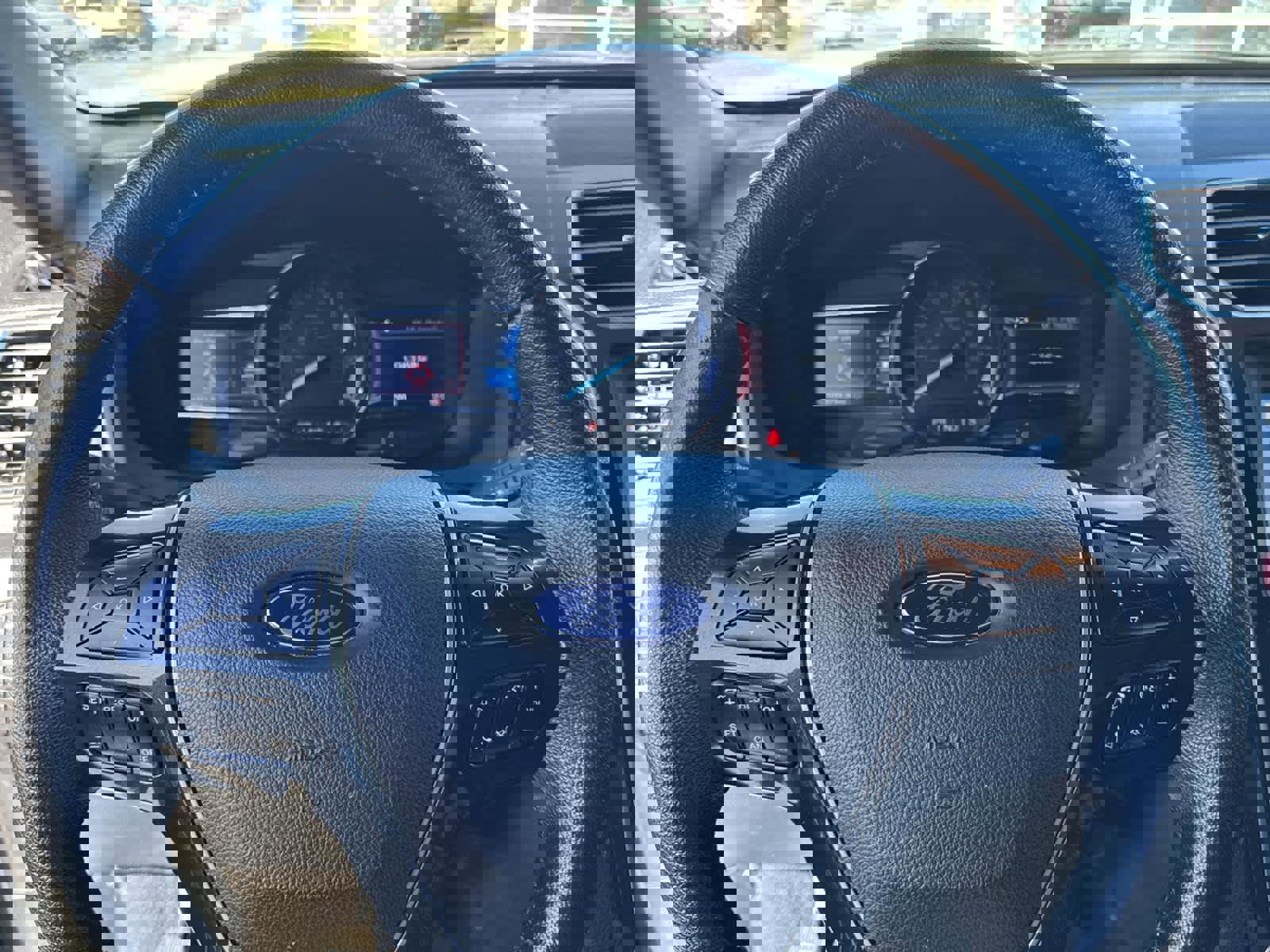 Used 2019 Ford Explorer Limited w/ Class III Trailer Tow Package image 18