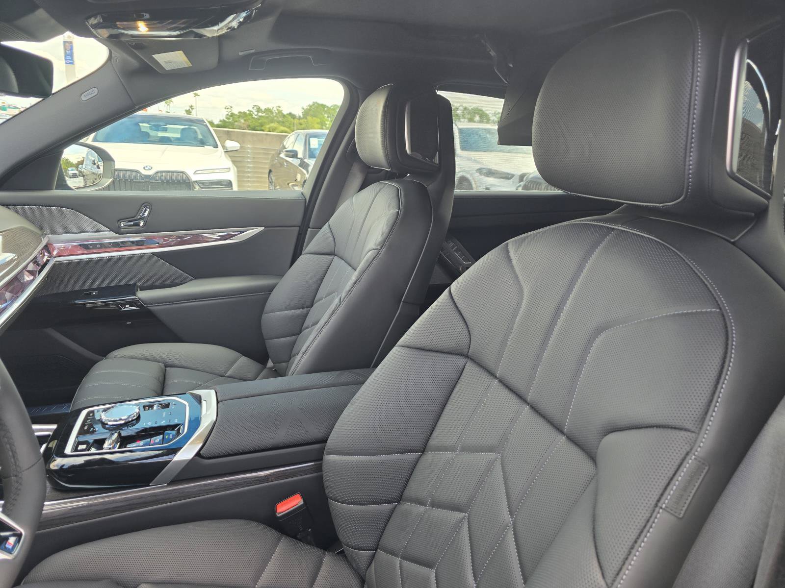 New 2026 BMW 740i RWD image 15