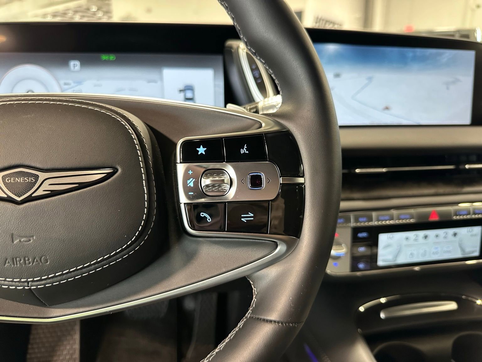 Used 2025 Genesis G90 3.5T AWD/4WD image 20