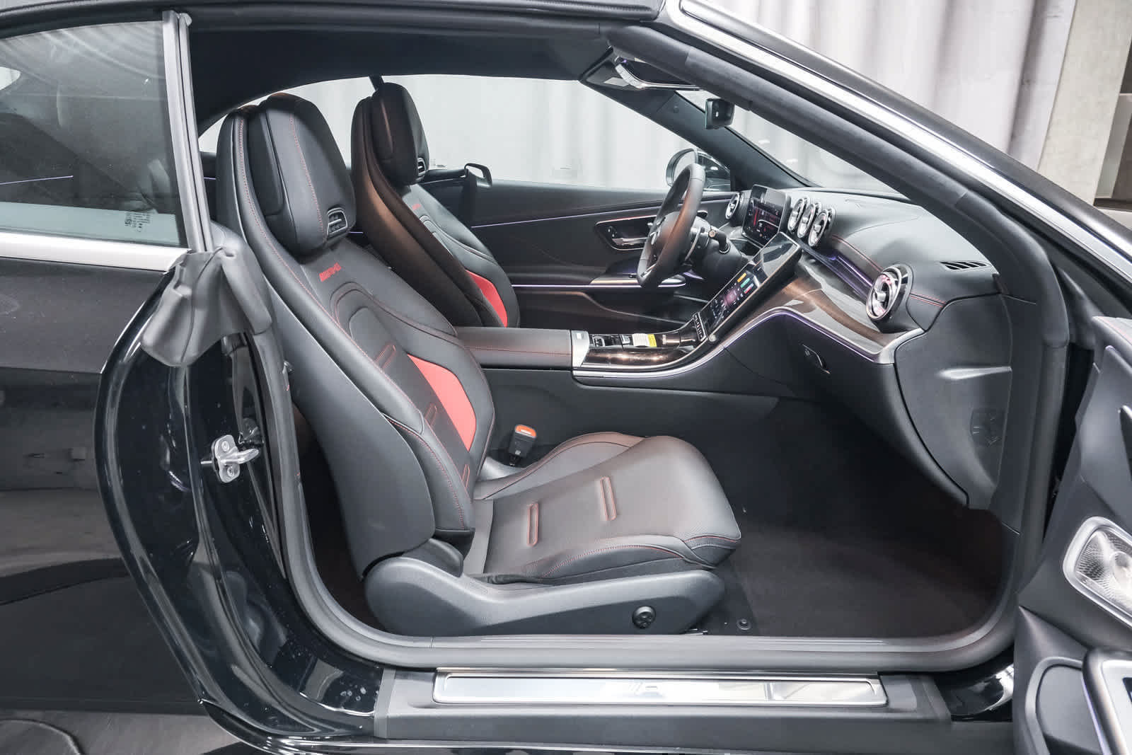 New 2027 Mercedes-Benz CLE 53 AMG 4MATIC Cabriolet image 18