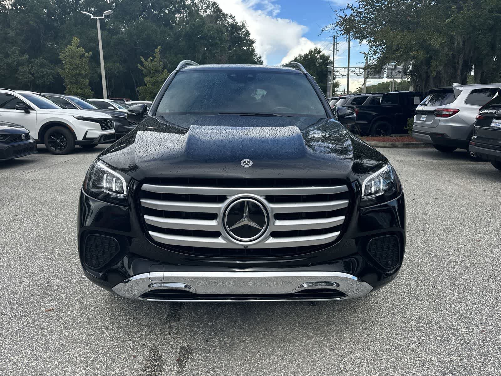 Used 2025 Mercedes-Benz GLS 450 4MATIC image 9