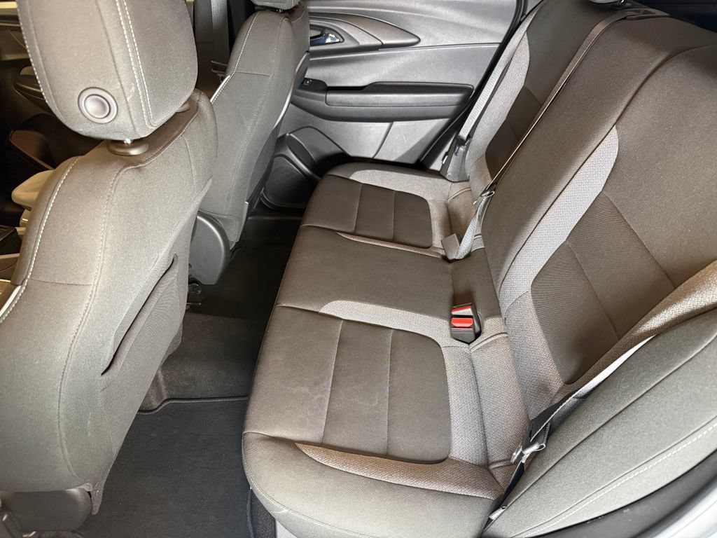 Used 2023 Chevrolet TrailBlazer LT AWD/4WD image 21
