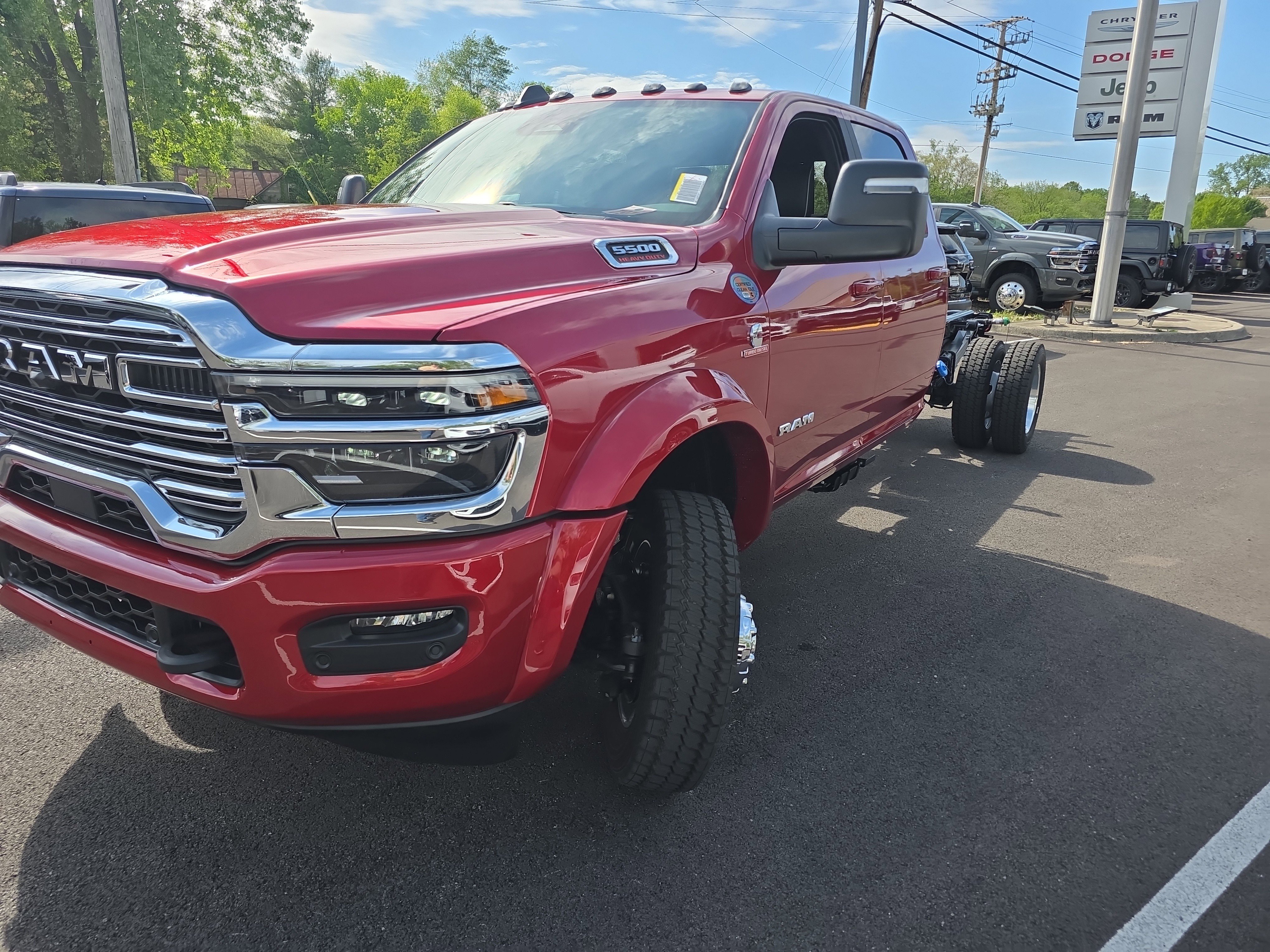 New 2026 RAM 5500 4x4 Crew Cab w/ Laramie Trim Package image 19
