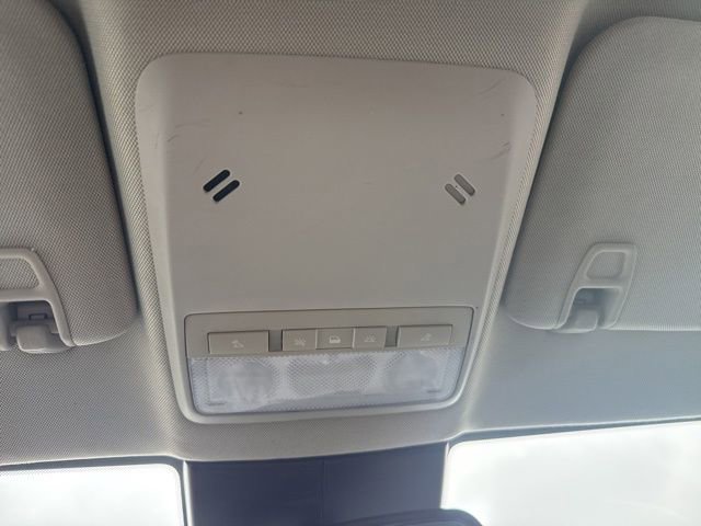 Used 2018 Buick Encore Preferred image 32