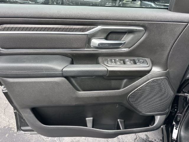 New 2027 RAM 1500 4x4 Crew Cab image 11