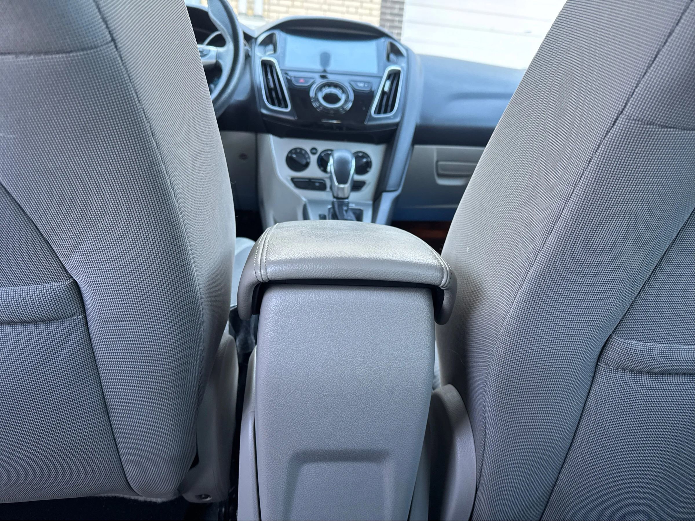 Used 2014 Ford Focus SE image 19