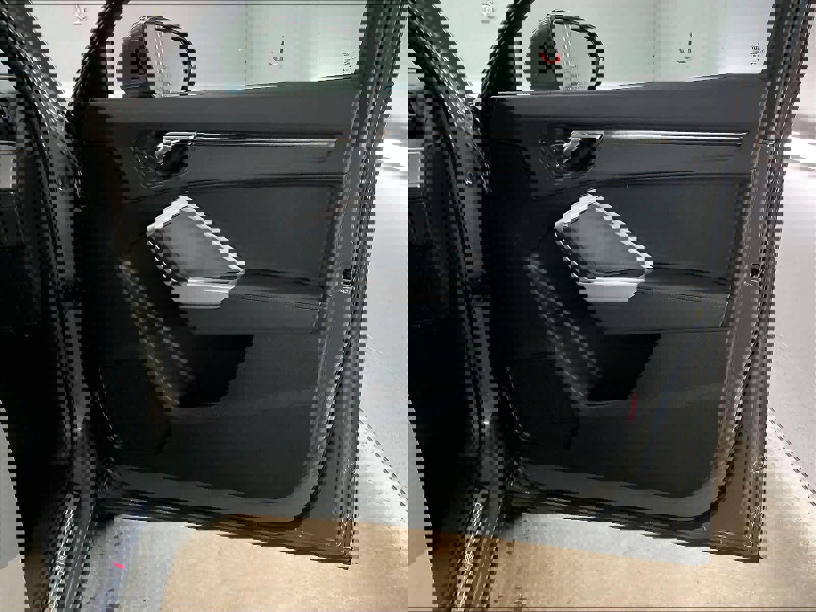 Certified 2025 Audi Q3 2.0T Premium image 26