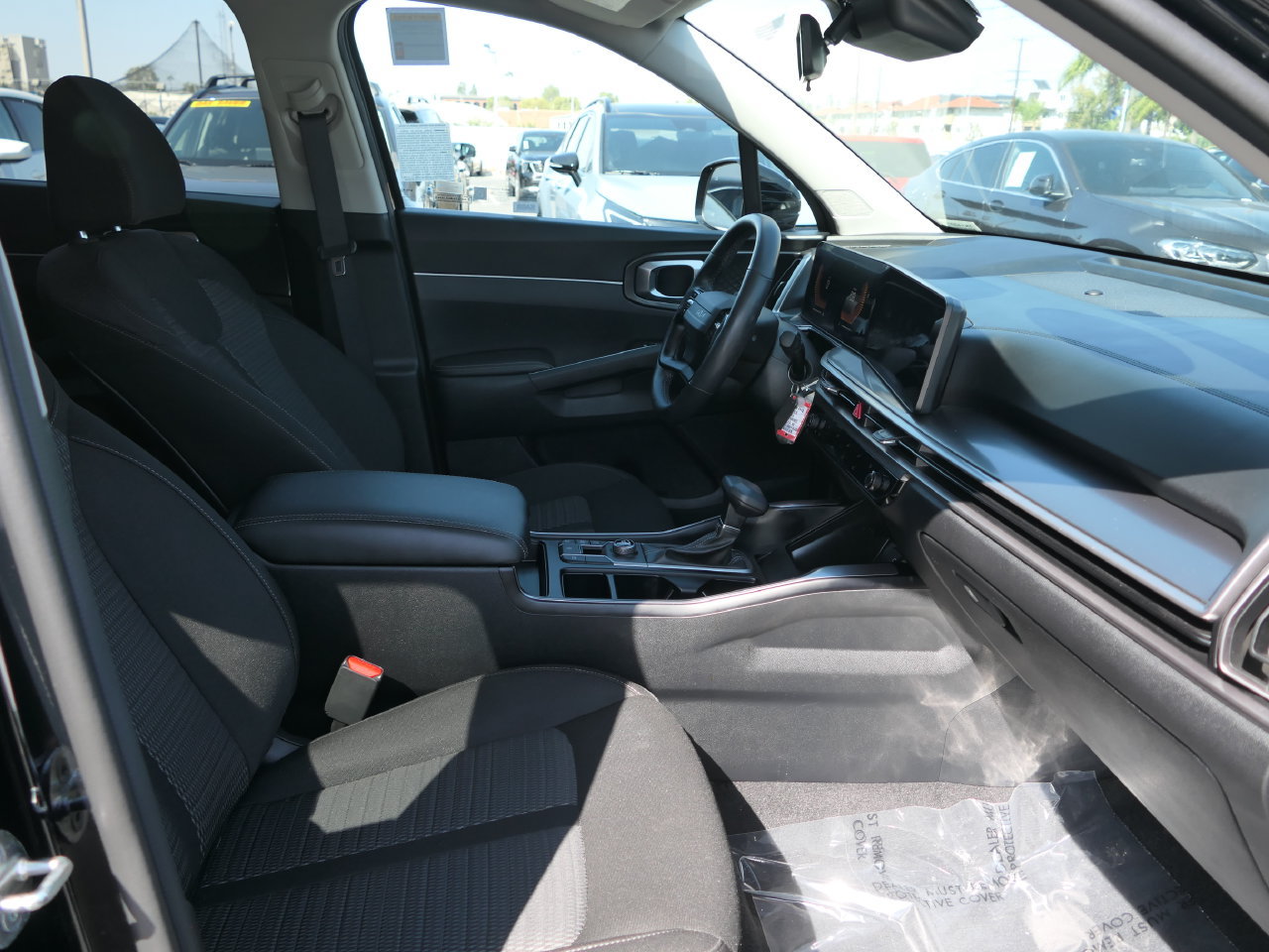 Used 2026 Kia Sorento LX FWD image 27